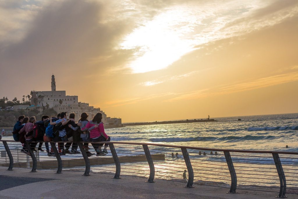 האם כדאי לגדל ילדים בתל אביב?