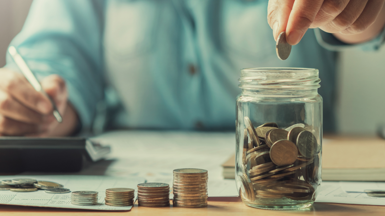 איך לחסוך כסף לטיול הגדול