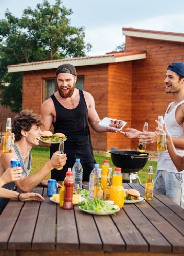 איך לארגן מסיבה בבית? המדריך המלא לבליין המאושר