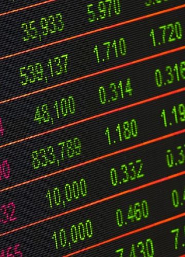 האם כדאי לעזוב את העבודה עבור מסחר במניות?