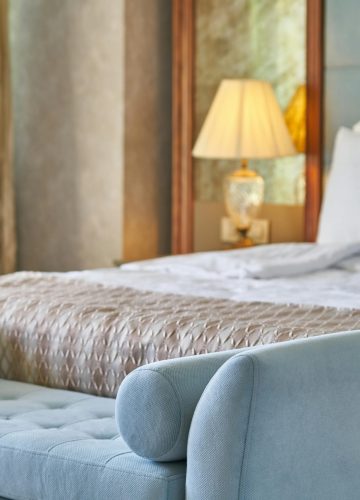 איך בוחרים בית מלון? כל מה שחשוב לדעת לפני ההזמנה