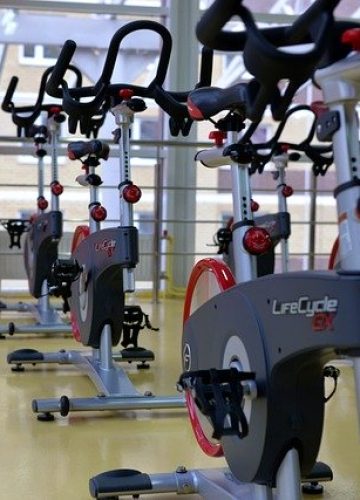 אימונים בחורף: איך למצוא את חדר הכושר האידיאלי בתל אביב?